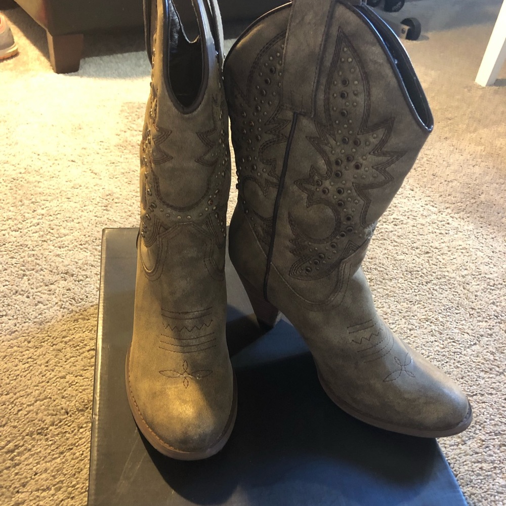 Boots
